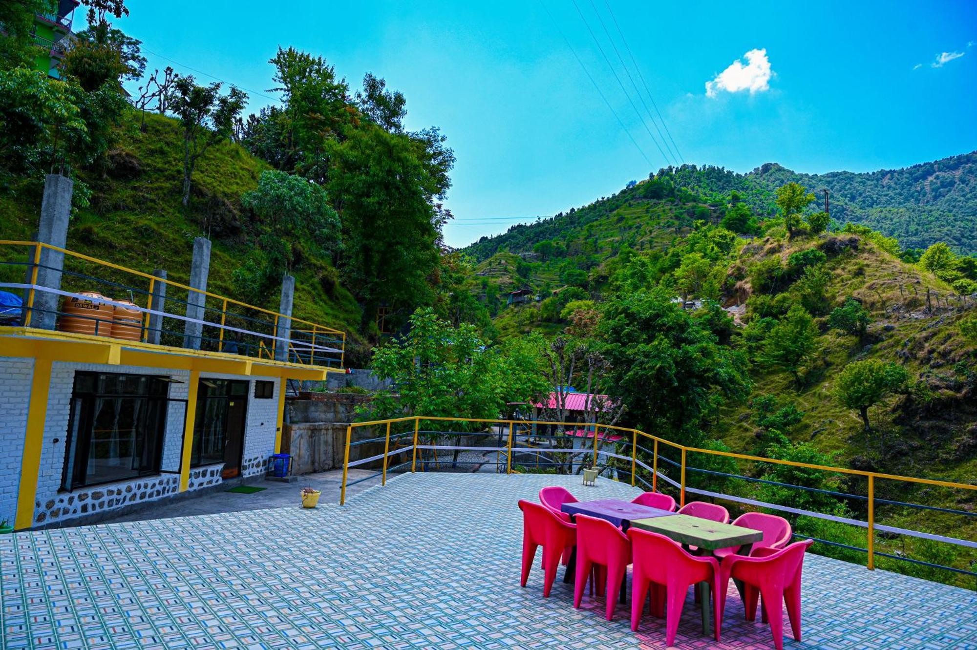 The Hosteller Mussoorie By The Streamside, Kempty Exterior foto